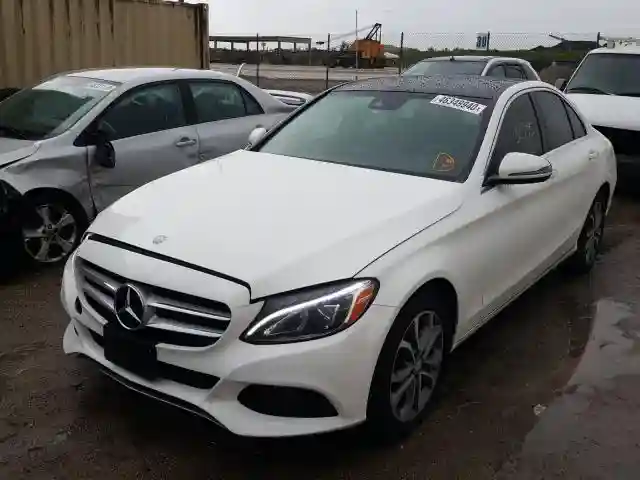 55SWF4KB6HU207194 2017 MERCEDES-BENZ C 300 4MATIC-1