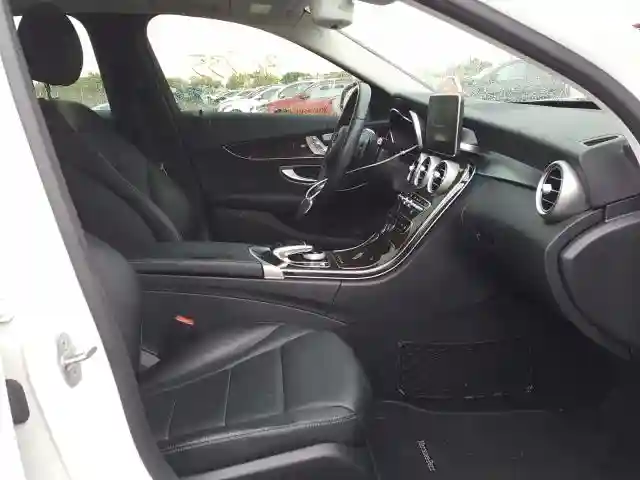 55SWF4KB6HU207194 2017 MERCEDES-BENZ C 300 4MATIC-4