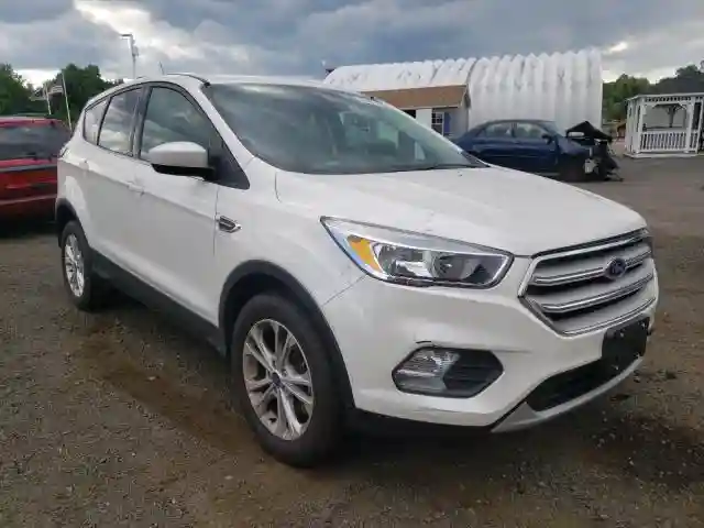 1FMCU9GD8KUA57553 2019 FORD ESCAPE SE-0