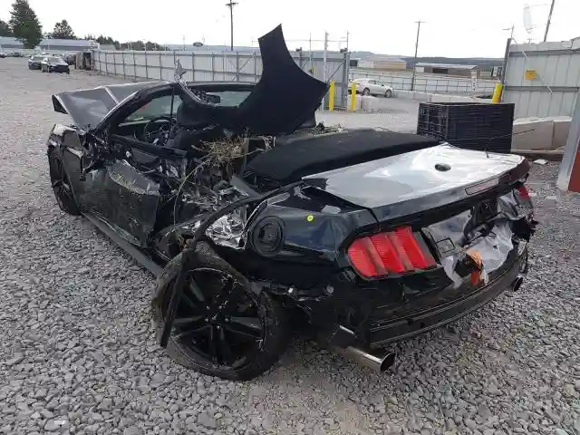 1FATP8UH2H5228013 2017 FORD MUSTANG-2