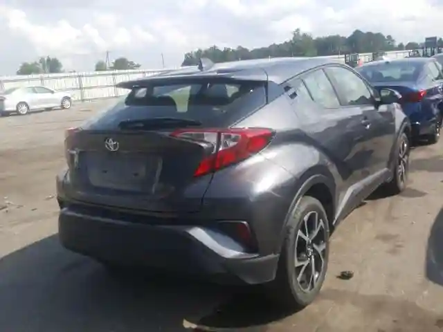 JTNKHMBX4K1042179 2019 TOYOTA C-HR XLE-3