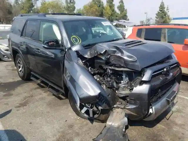 JTEBU5JR0L5826132 2020 TOYOTA 4RUNNER SR5/SR5 PREMIUM-0