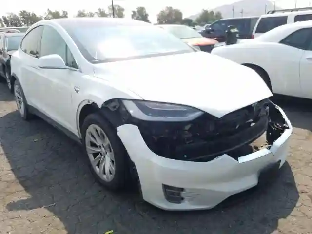 5YJXCAE21HF079603 2017 TESLA MODEL X-0