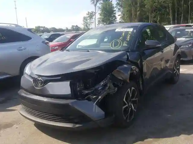 JTNKHMBX4K1042179 2019 TOYOTA C-HR XLE-1