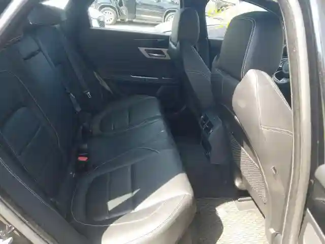 SAJBL4BVXGCY16353 2016 JAGUAR XF R - SPO-5