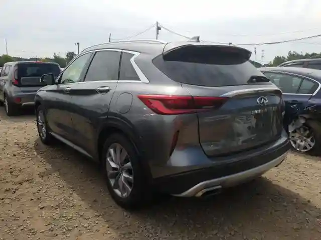 3PCAJ5M19KF135693 2019 INFINITI QX50 ESSENTIAL-2