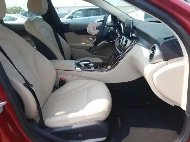 55SWF4KB8GU137941 2016 MERCEDES-BENZ C 300 4MATIC-4