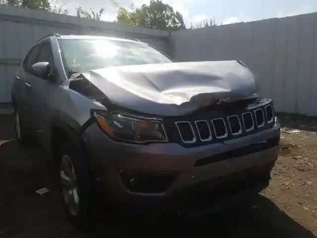 3C4NJDBB4KT839664 2019 JEEP COMPASS LATITUDE-0