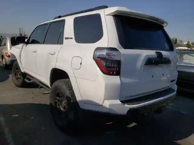 JTEBU5JR6J5592222 2018 TOYOTA 4RUNNER SR5/SR5 PREMIUM-2