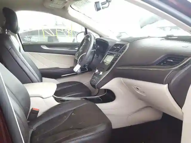 5LMCJ3C94KUL21971 2019 LINCOLN MKC RESERVE-4