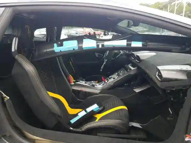 ZHWUD4ZF6KLA11472 2019 LAMBORGHINI HURACAN PERFORMANTE-4