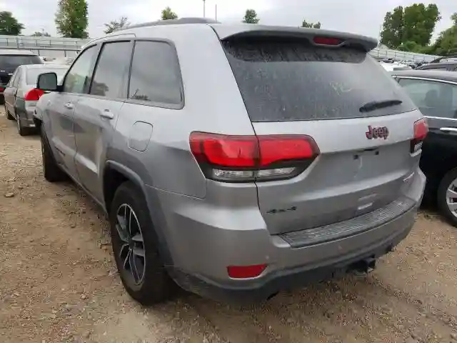 1C4RJFLG7LC116945 2020 JEEP GRAND CHEROKEE TRAILHAWK-2