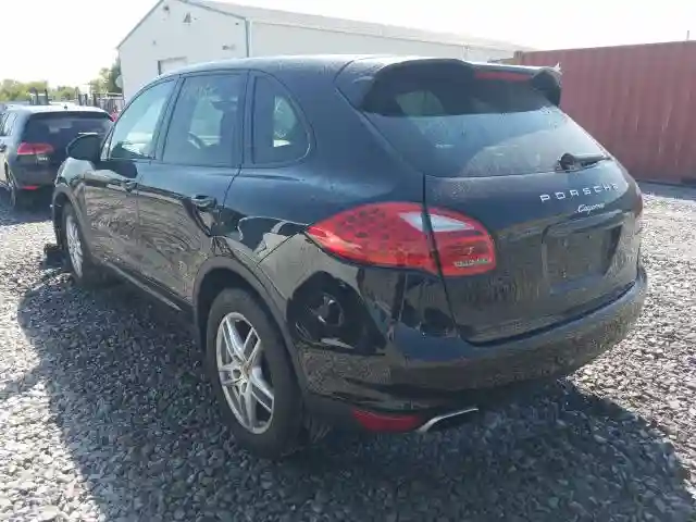 WP1AA2A28BLA06464 2011 PORSCHE CAYENNE-2
