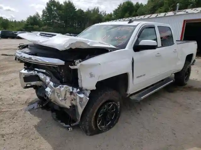 1GC1KVEY1JF271786 2018 CHEVROLET SILVERADO K2500 HEAVY DUTY LT-1