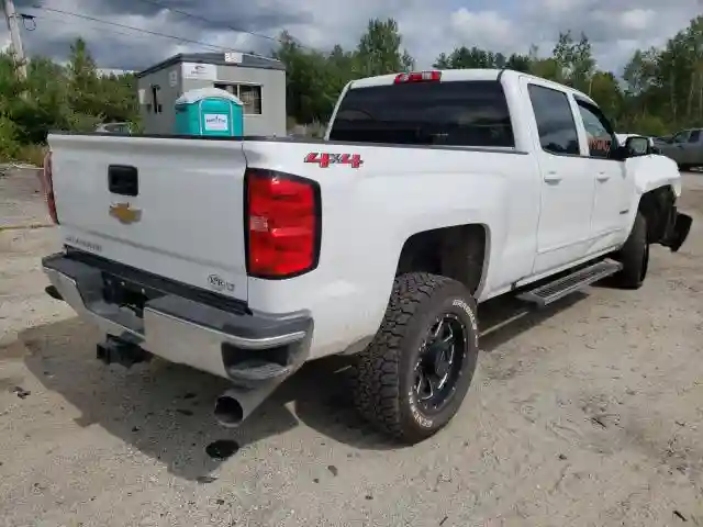 1GC1KVEY1JF271786 2018 CHEVROLET SILVERADO K2500 HEAVY DUTY LT-3