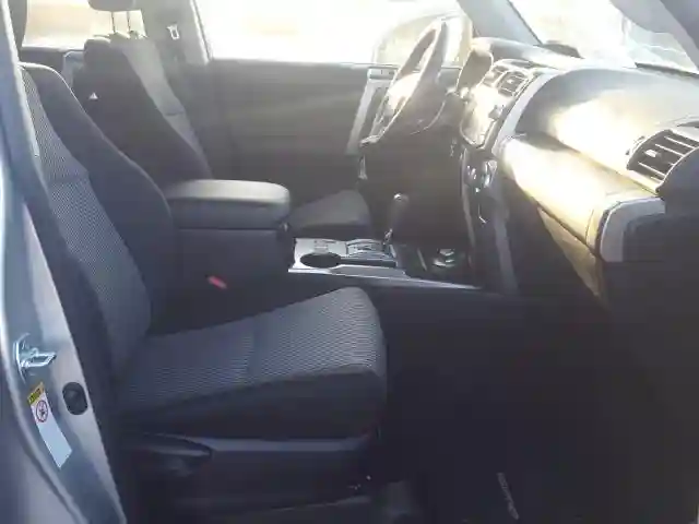 JTEBU5JR5K5674945 2019 TOYOTA 4RUNNER SR5-4