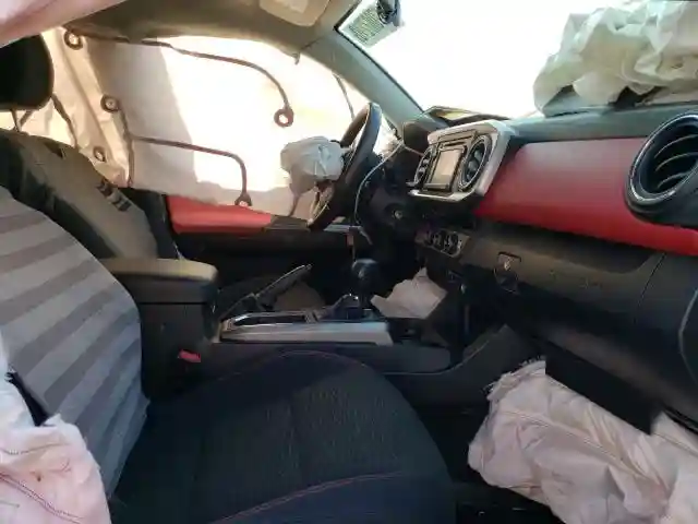 5TFAX5GN9GX068877 2016 TOYOTA TACOMA DOUBLE CAB-4