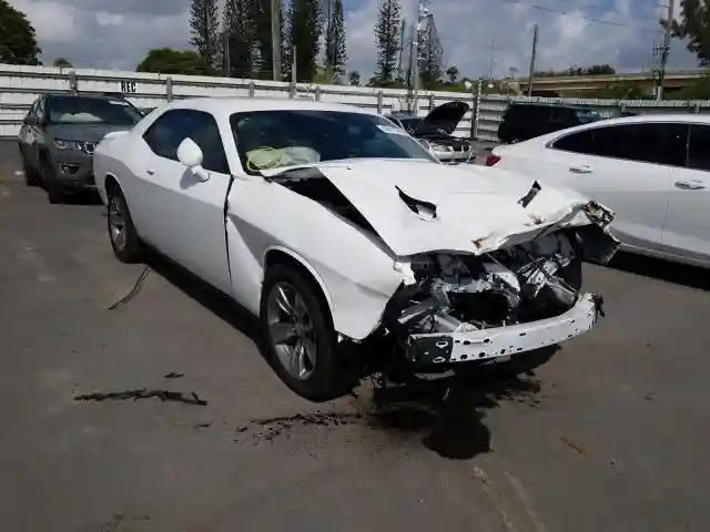 2C3CDZAG9KH723284 2019 DODGE CHALLENGER SXT-0