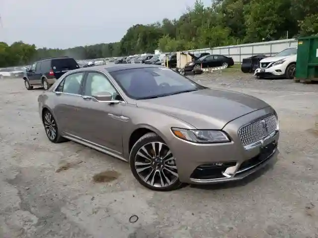 1LN6L9NP6K5611485 2019 LINCOLN CONTINENTAL RESERVE-0
