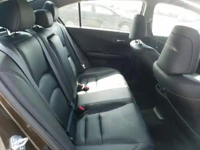 JHMCR6F77HC021589 2017 HONDA ACCORD TOURING HYBRID-5