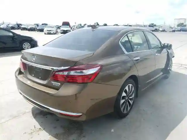 JHMCR6F77HC021589 2017 HONDA ACCORD TOURING HYBRID-3