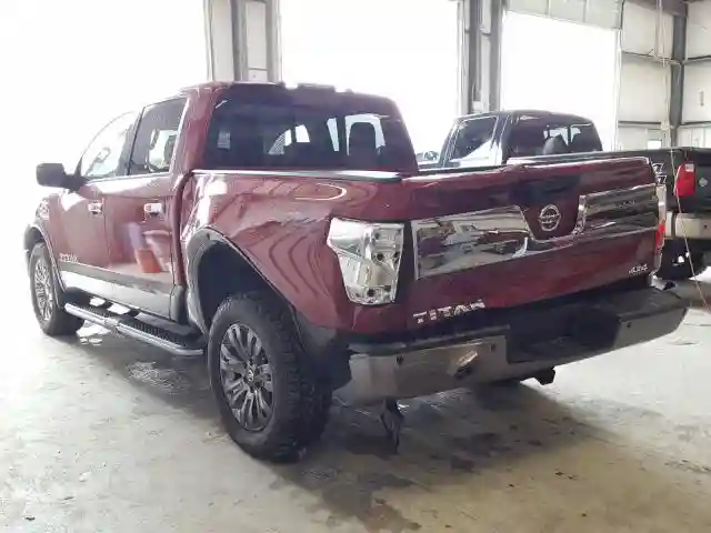 1N6AA1E58HN536394 2017 NISSAN TITAN SV-2