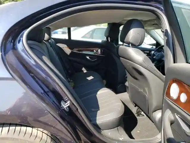 WDDZF4KB5JA354738 2018 MERCEDES-BENZ E 300 4MATIC-5