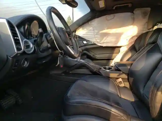 WP1AA2A28HKA90428 2017 PORSCHE CAYENNE-4