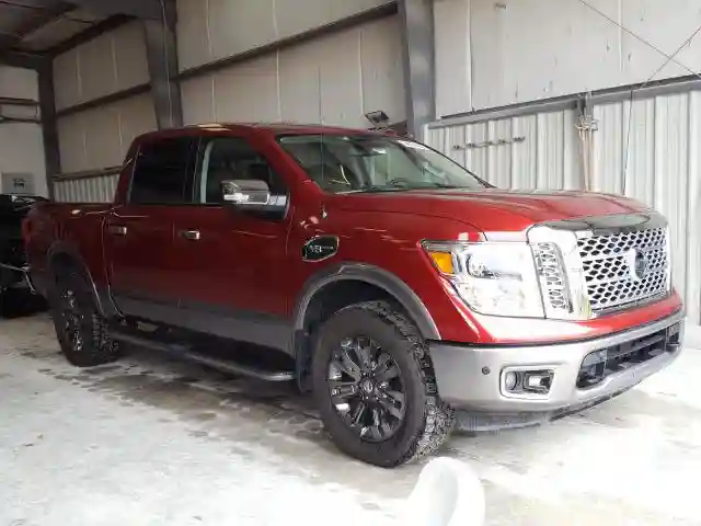 1N6AA1E58HN536394 2017 NISSAN TITAN SV-0