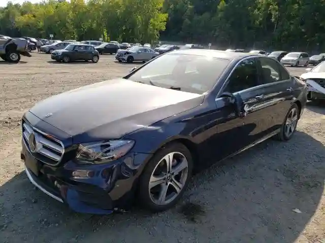 WDDZF4KB5JA354738 2018 MERCEDES-BENZ E 300 4MATIC-1