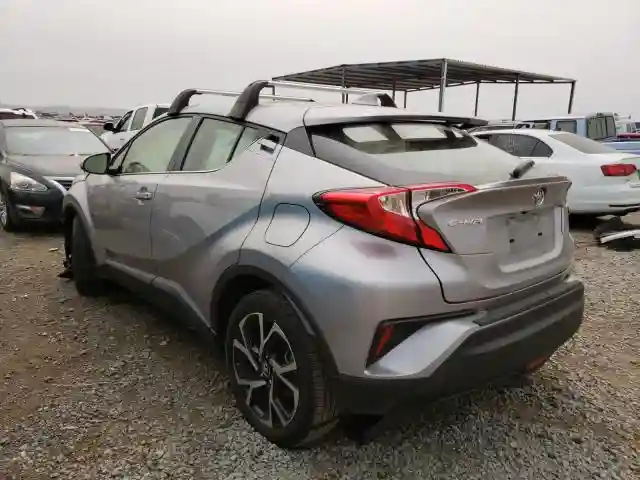 JTNKHMBX4K1047155 2019 TOYOTA C-HR XLE-2