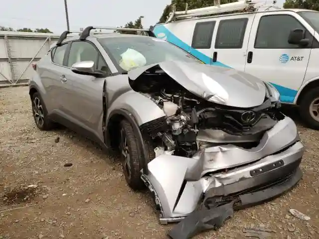 JTNKHMBX4K1047155 2019 TOYOTA C-HR XLE-0