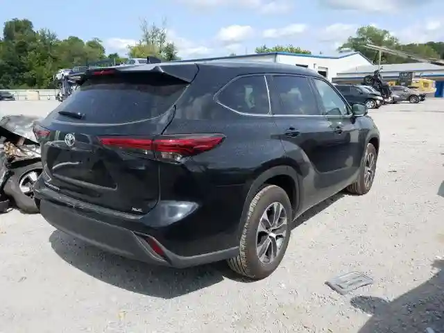 5TDGZRAH0LS506071 2020 TOYOTA HIGHLANDER XLE-3
