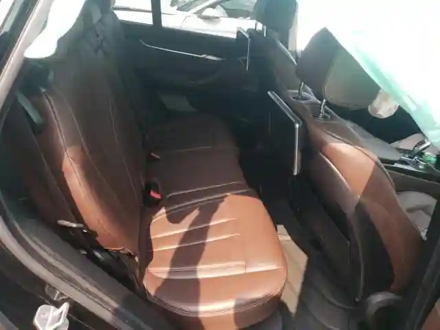 5UXKR0C51E0H16517 2014 BMW X5 XDRIVE35I-5