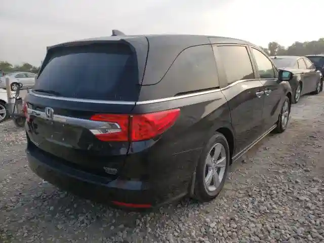 5FNRL6H74JB077962 2018 HONDA ODYSSEY EXL-3