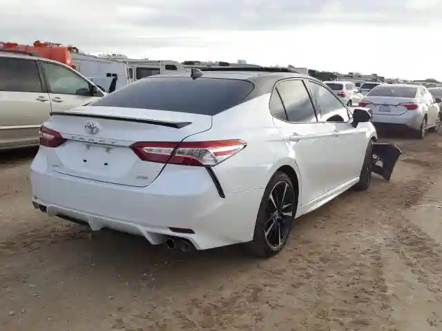 4T1KZ1AK3LU039386 2020 TOYOTA CAMRY TRD-3
