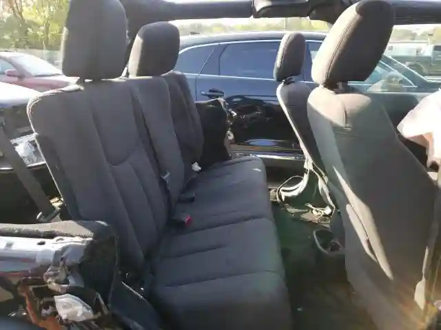 1C4BJWDG4JL910279 2018 JEEP WRANGLER UNLIMITED SPORT-5