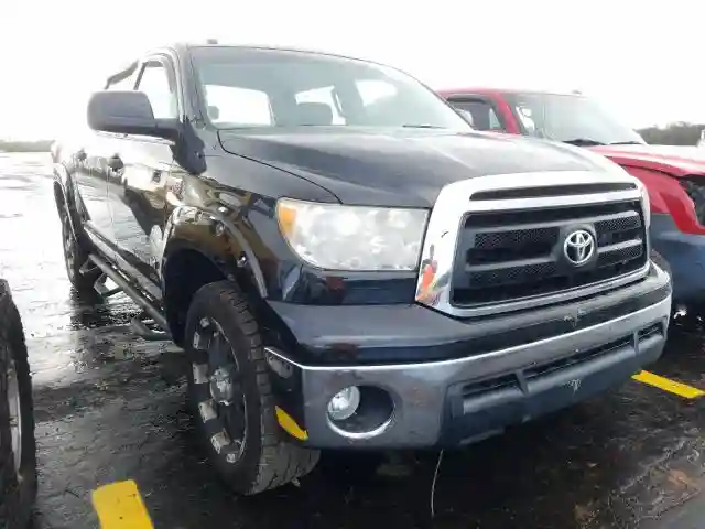 5TFDW5F10BX168728 2011 TOYOTA TUNDRA CREWMAX SR5-0