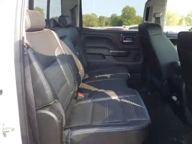 1GT12UE81GF147911 2016 GMC SIERRA K2500 DENALI-5