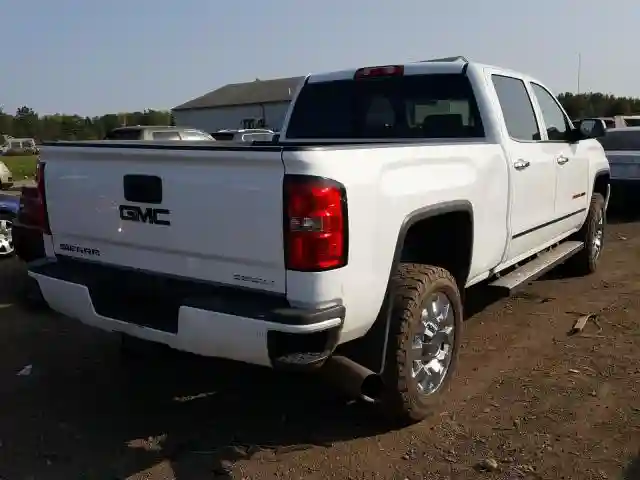 1GT12UE81GF147911 2016 GMC SIERRA K2500 DENALI-3