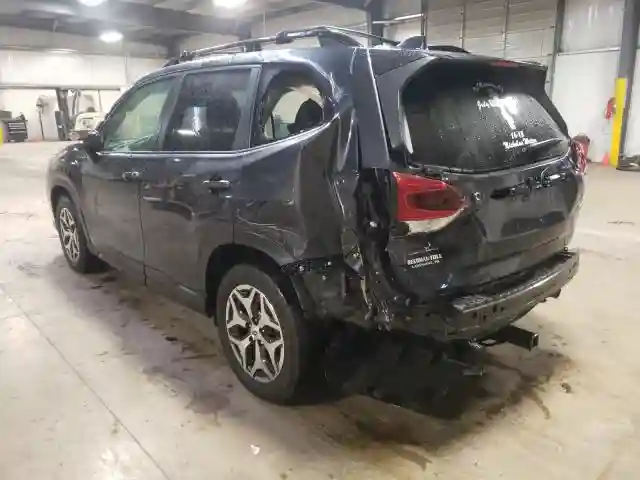 JF2SKAEC7KH528846 2019 SUBARU FORESTER PREMIUM-2