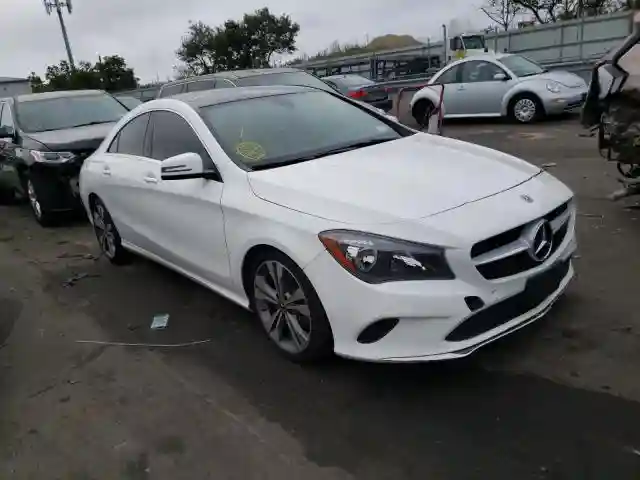 WDDSJ4GB8JN657031 2018 MERCEDES-BENZ CLA 250 4MATIC-0