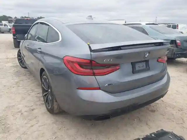WBAJV6C51JBK07743 2018 BMW 640 XIGT-2
