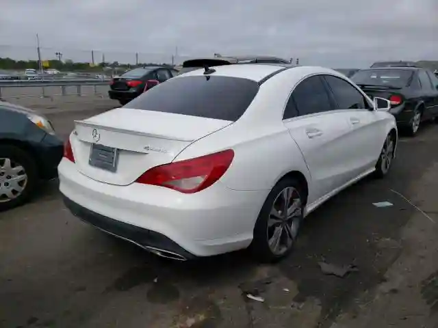 WDDSJ4GB8JN657031 2018 MERCEDES-BENZ CLA 250 4MATIC-3