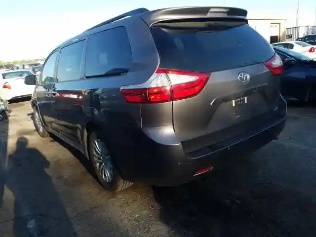 5TDYK3DC4FS686231 2015 TOYOTA SIENNA XLE-2