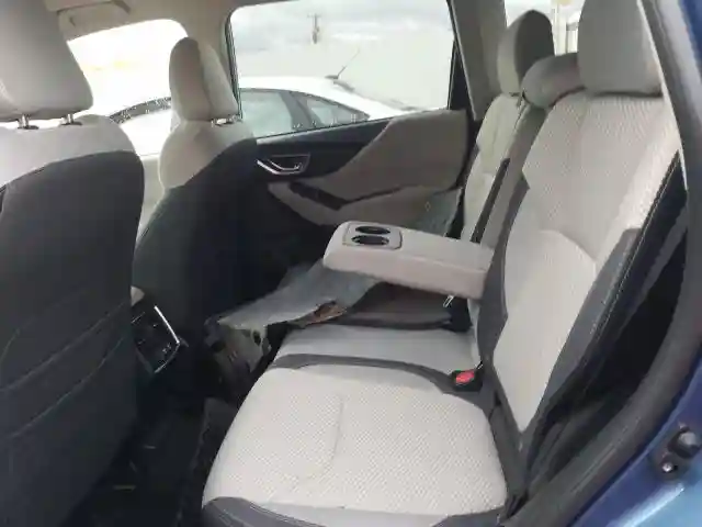 JF2SKAGC8KH593833 2019 SUBARU FORESTER PREMIUM-5