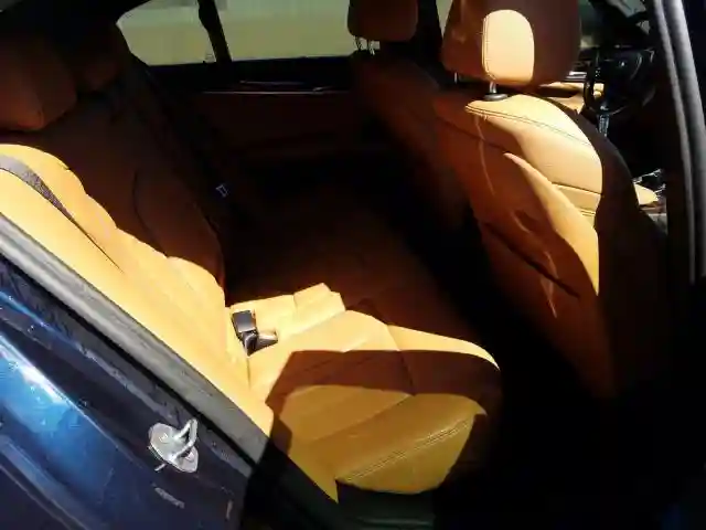 WBAJB1C52KB376814 2019 BMW 530XE-5