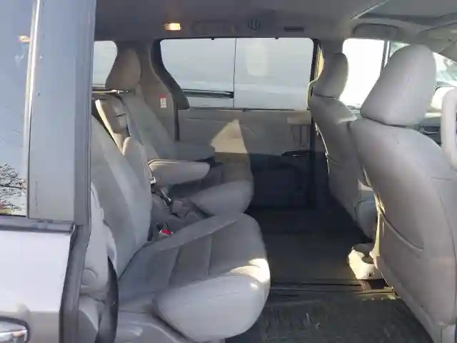 5TDYK3DC4FS686231 2015 TOYOTA SIENNA XLE-5