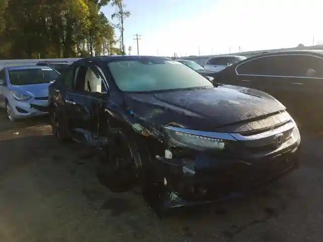 JHMFC1F95JX008969 2018 HONDA CIVIC TOURING-0