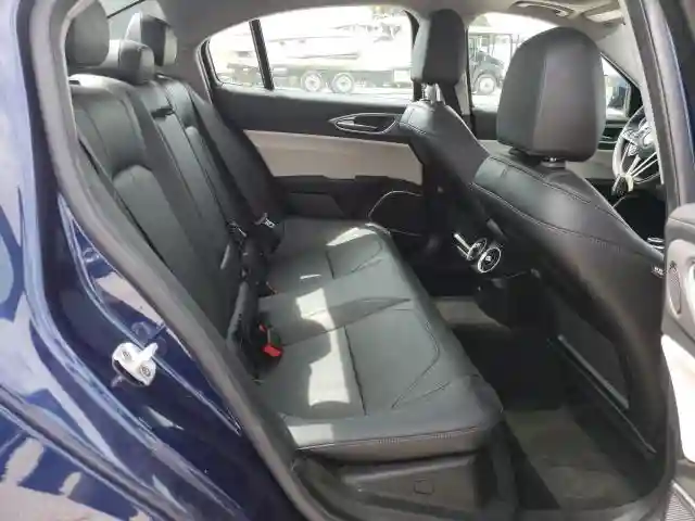 ZARFAEBN3J7581859 2018 ALFA ROMEO GIULIA-5